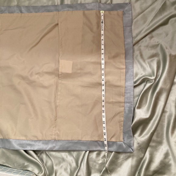 Euro Pillow Shams 2 NEVER USED Blue Beige-Tan Polyester Looks Like Silk Shantung - Picture 9 of 9